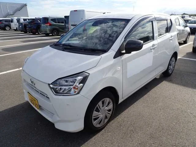 Daihatsu Mira e:S LA350S 2023
